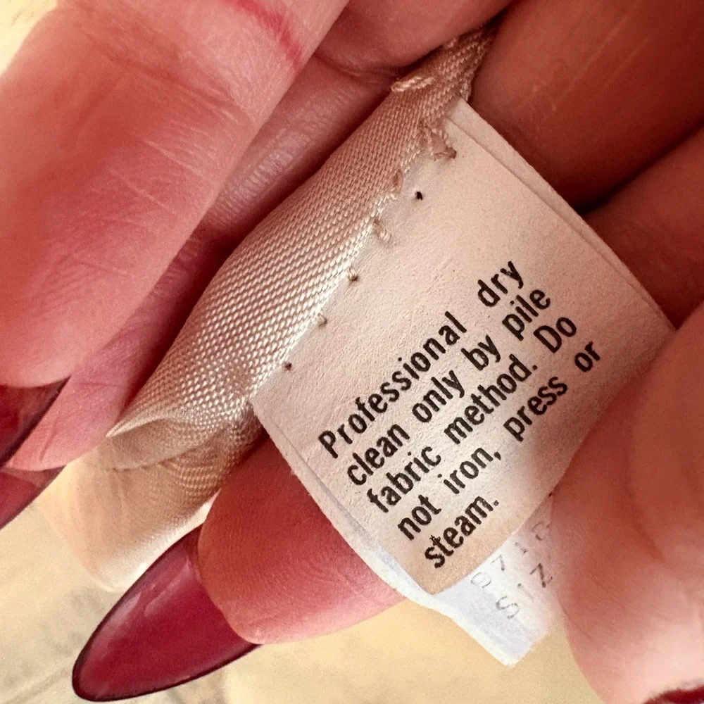 Vintage Fur - Picture 5 of 6